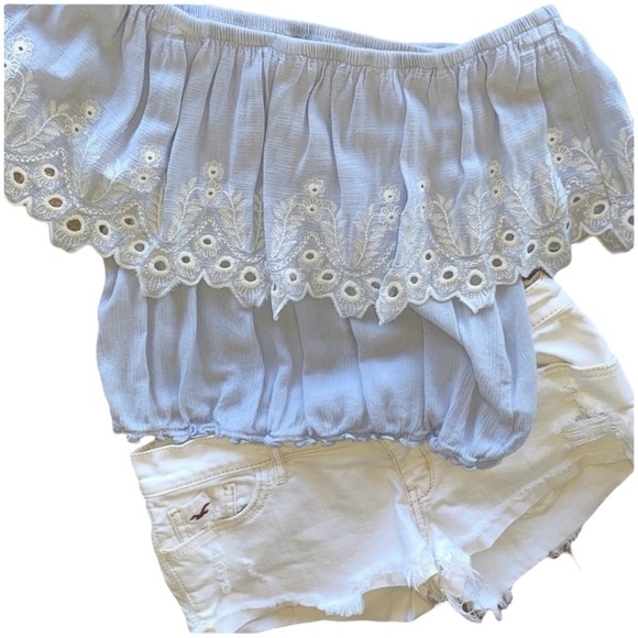 Self Esteem Blue Chambray Ruffled Off Shoulder Cropped Top White Embroidery Sz L - Picture 3 of 10